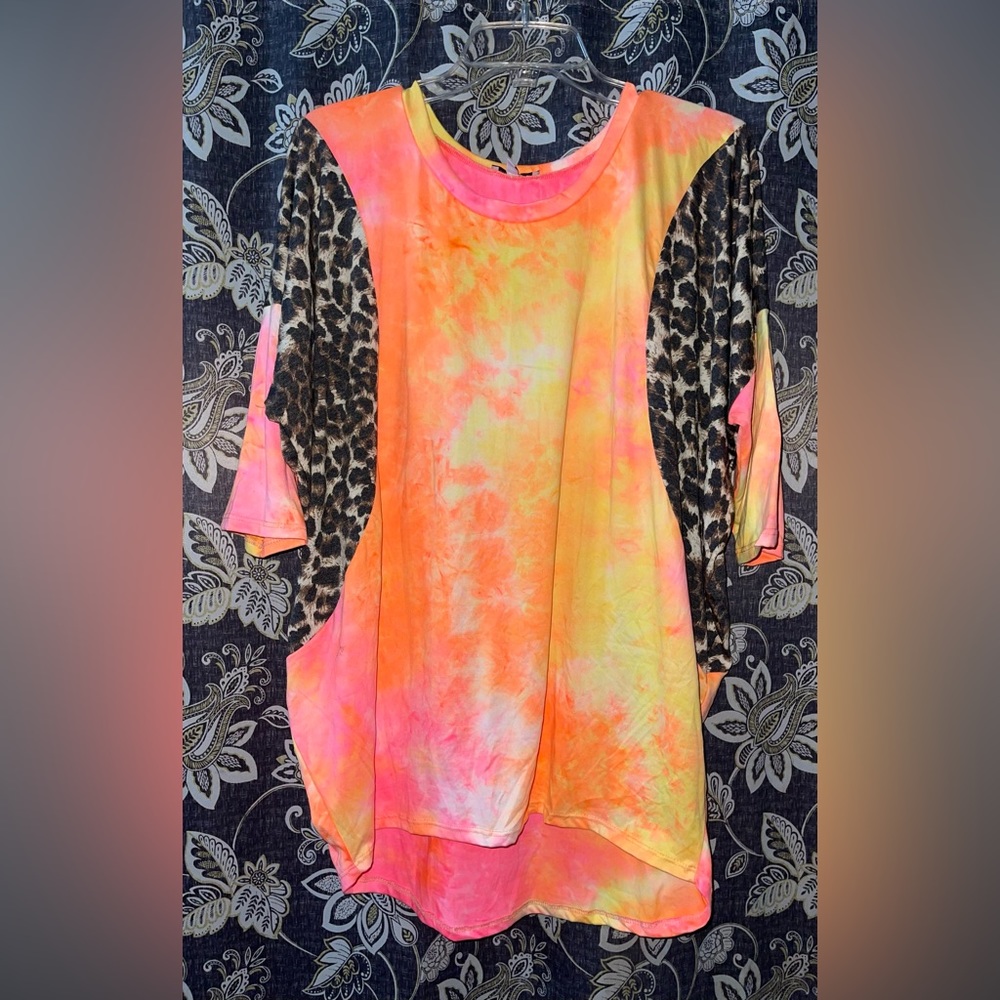 Women’s plus size top